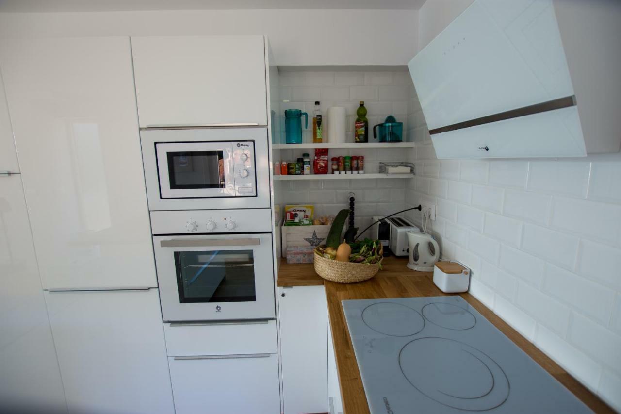 A Xanela Indiscreta Apartment Redondela Luaran gambar